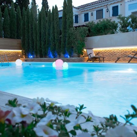 Armata Boutique Hotel Spetses Town Ngoại thất bức ảnh