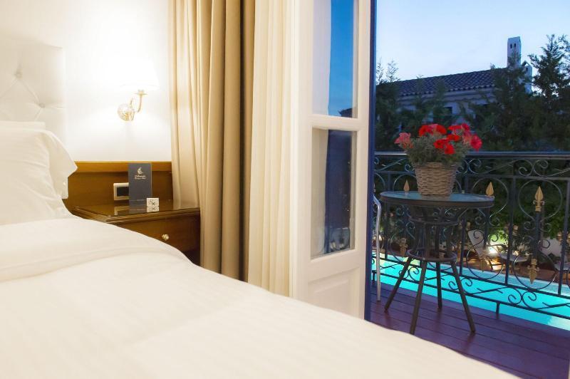 Armata Boutique Hotel Spetses Town Ngoại thất bức ảnh