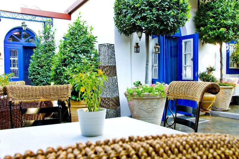 Armata Boutique Hotel Spetses Town Ngoại thất bức ảnh