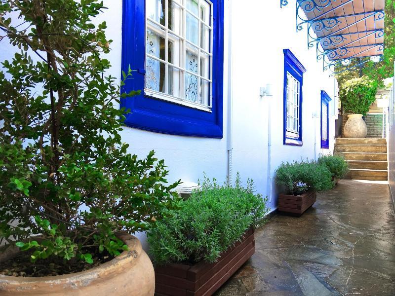 Armata Boutique Hotel Spetses Town Ngoại thất bức ảnh