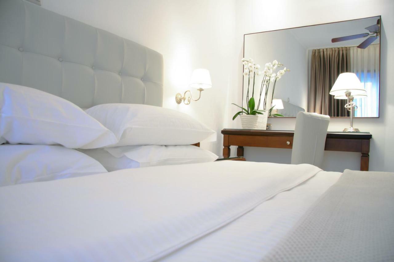 Armata Boutique Hotel Spetses Town Ngoại thất bức ảnh